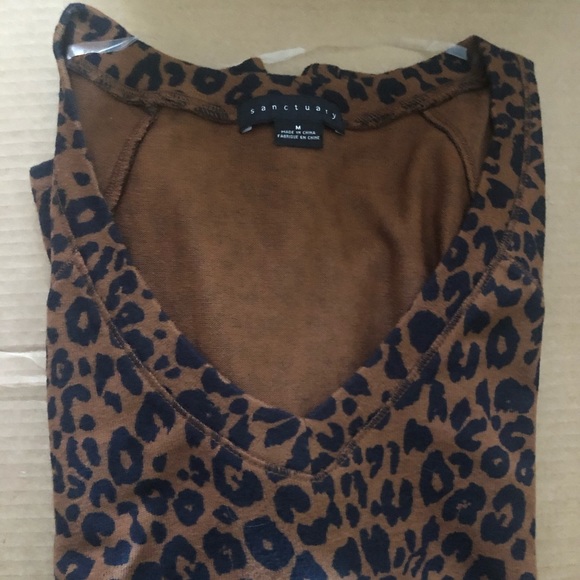 Sanctuary Leopard-print V-neckline knit sweater NWT - Picture 7 of 7